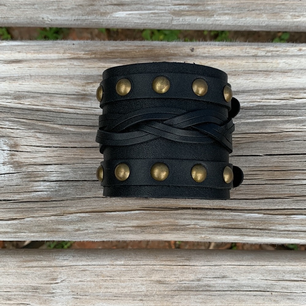*SALE* Leather Rocker Bracelet